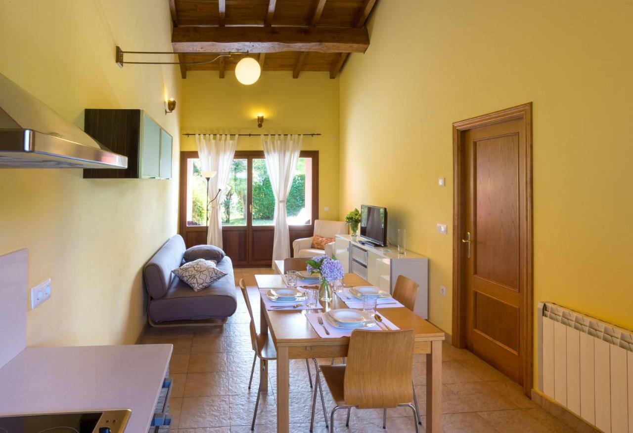 טאפיה דה קסרייגו Apartamentos El Guindal מראה חיצוני תמונה
